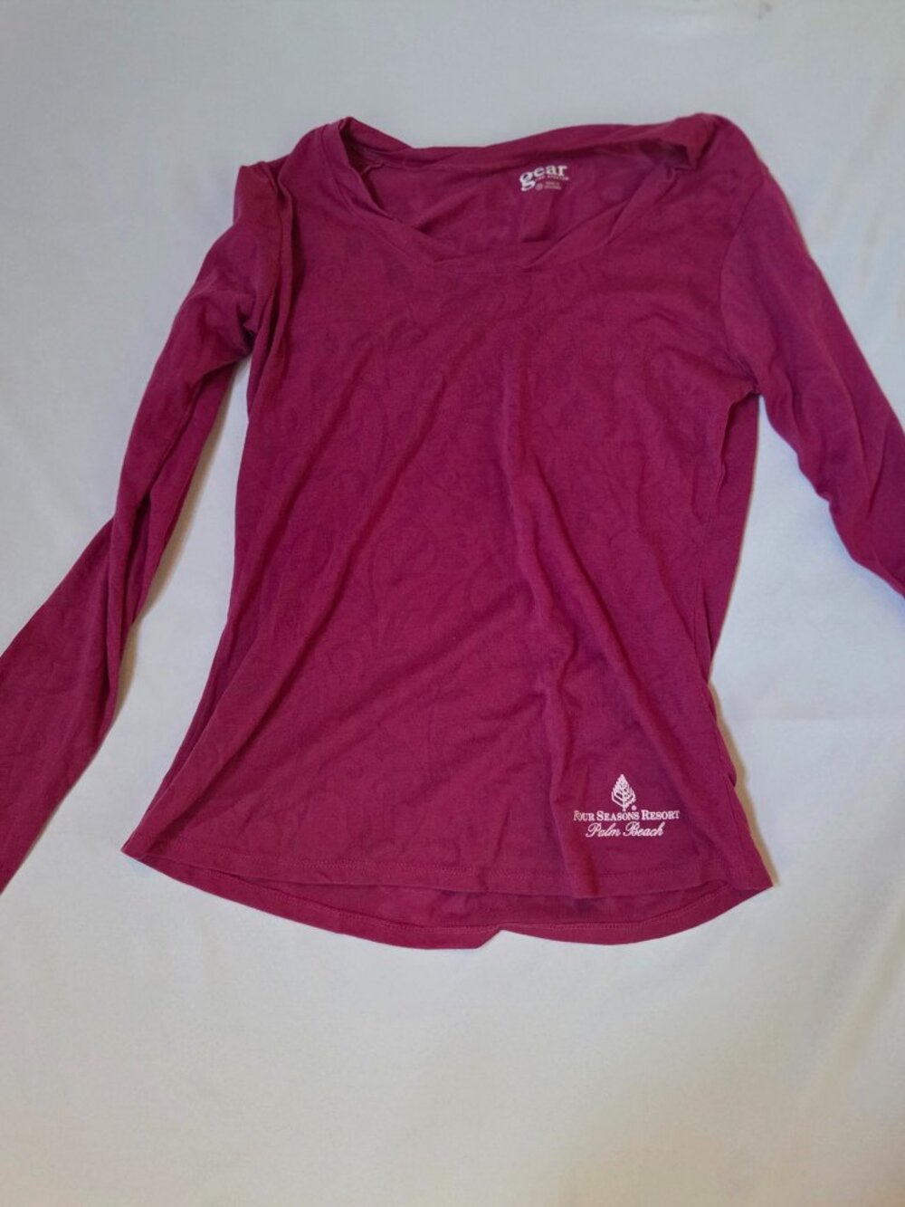 Gear Four Seasons Resort Palm Beach Long Sleeve Top — Size S